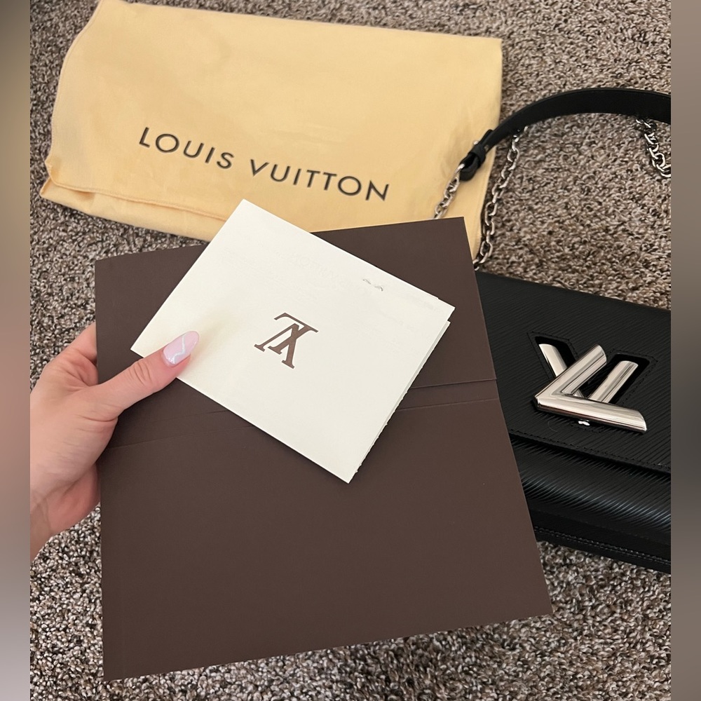 Louis Vuitton Twist MM Bag